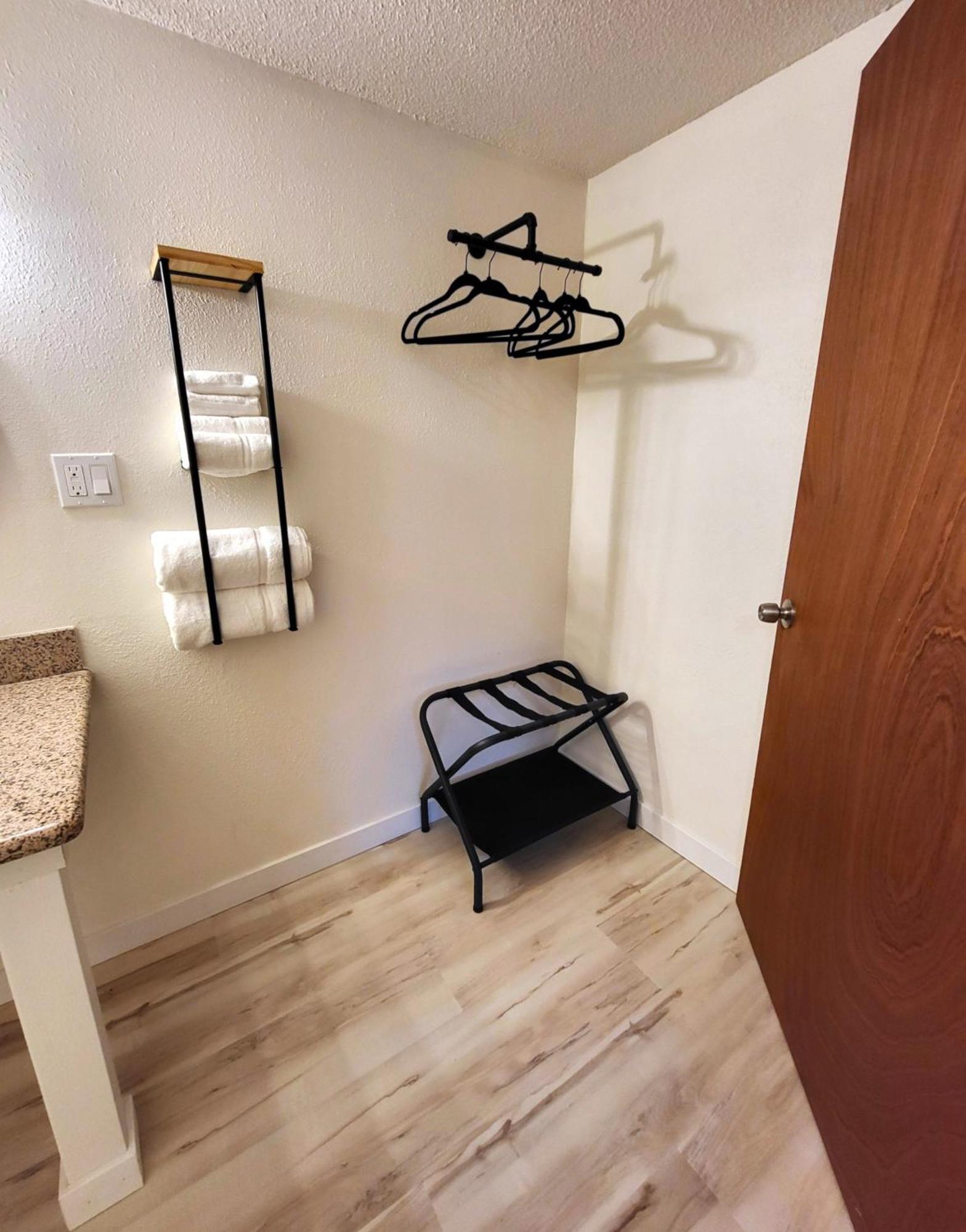 Shelton Inn Luaran gambar